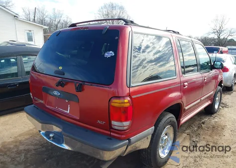 1998 Ford Explorer Eddie Bauer/Limited/Xl/Xlt z USA, uszkodzony, nr VIN 1FMZU32E9WUC68645